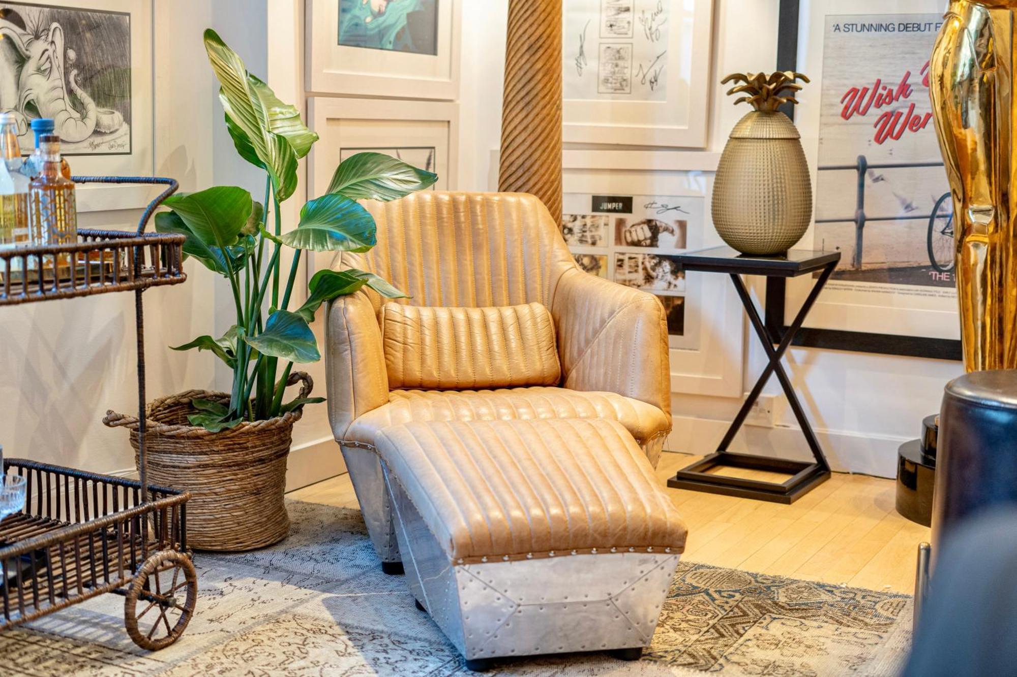 Spacious West End Duplex Apartment, W1 Central London Bagian luar foto